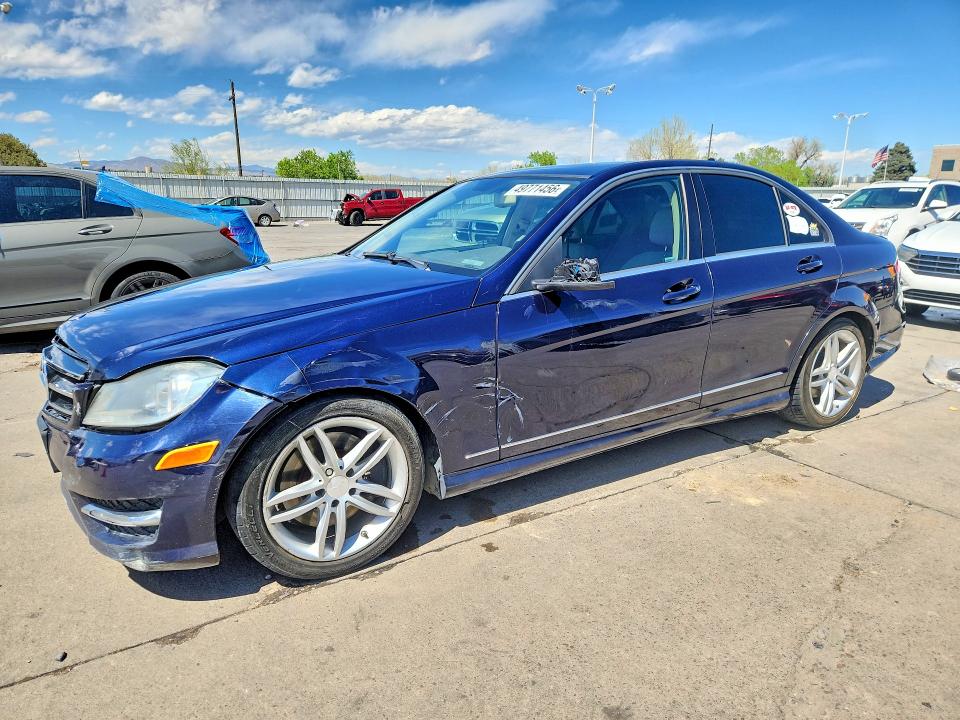 2013 Mercedes-benz C-klasse VIN WDDGF8AB1DA818693 COPART salvage auction — SIDE, CO - SALVAGE TITLE, sold $400 on 2026-07-27 (photo 1)