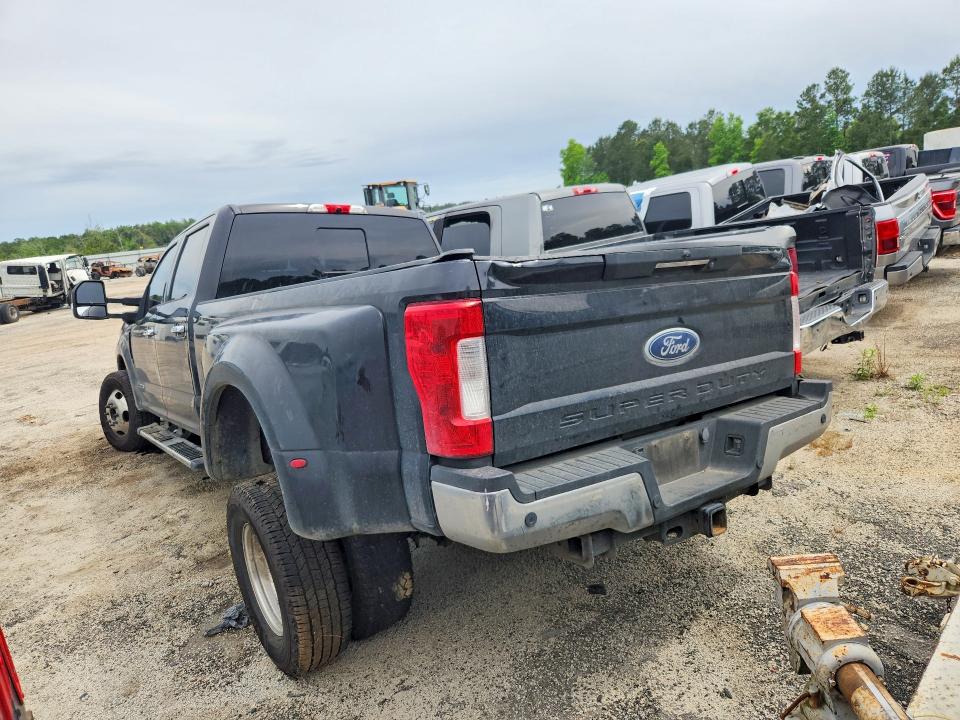 2019 Ford F350 VIN 1FT8W3DT1KEG00278 COPART salvage auction — SIDE, Salvage Title, sold $7,300 on 2026-07-27 (photo 2)