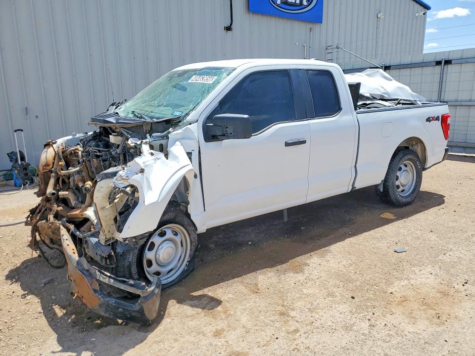 2022 Ford F-150 VIN 1FTFX1E54NKE84055 COPART salvage auction — FRONT END, Tx - Salvage Vehicle Title, sold $1,100 on 2026-07-02 (photo 1)