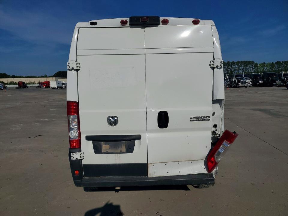 2025 Ram Promaster city VIN 3C6LRVDG3SE515535 COPART salvage auction — REAR END, Nc - Dealer Only Salvage Title, sold $15,900 on 2026-07-30 (photo 6)