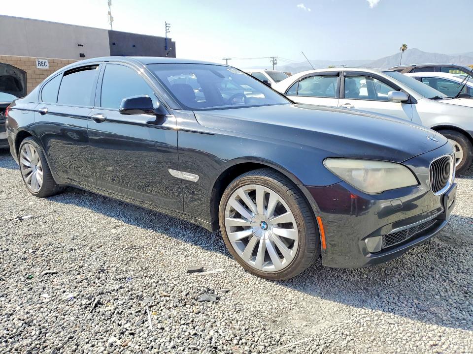 2011 BMW 7 series VIN WBAKX6C59BC197151 COPART salvage auction — MINOR DENT/SCRATCHES, Mt - Dis/Dlr/Exp Only Clean Title, sold $825 on 2026-07-08 (photo 4)