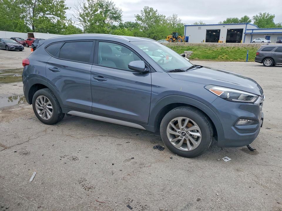 2018 Hyundai Tucson VIN KM8J33A47JU643577 COPART salvage auction — REAR END, Mo - Salvage Certificate Of Title, sold $4,200 on 2026-07-10 (photo 4)
