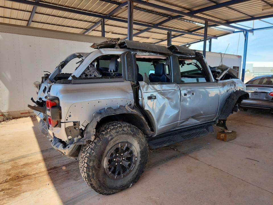 2024 Ford Bronco VIN 1FMEE0RR3RLA62959 COPART salvage auction — Rollover, AZ - CERT OF TITLE - SALVAGE, sold $17,000 on 2026-04-21 (photo 3)