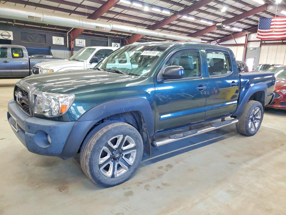 2011 Toyota Tacoma VIN 5TFLU4EN8BX013229 — COPART salvage auction photo
