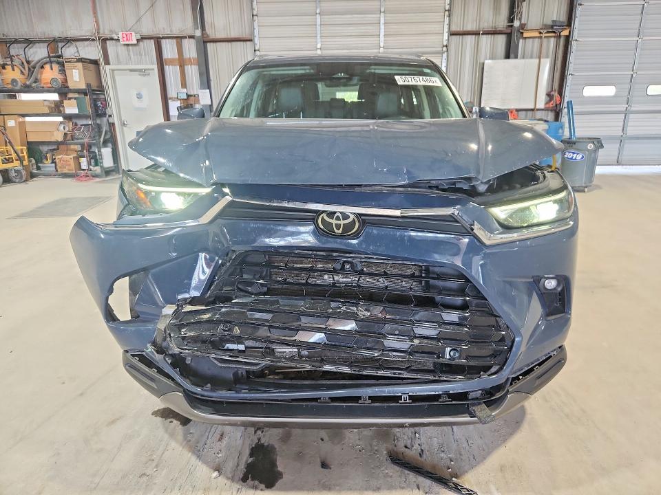 2024 Toyota Highlander VIN 5TDAAAB59RS003974 COPART salvage auction — FRONT END, MO - SALVAGE CERTIFICATE OF TITLE, sold $20,500 on 2026-07-27 (photo 5)
