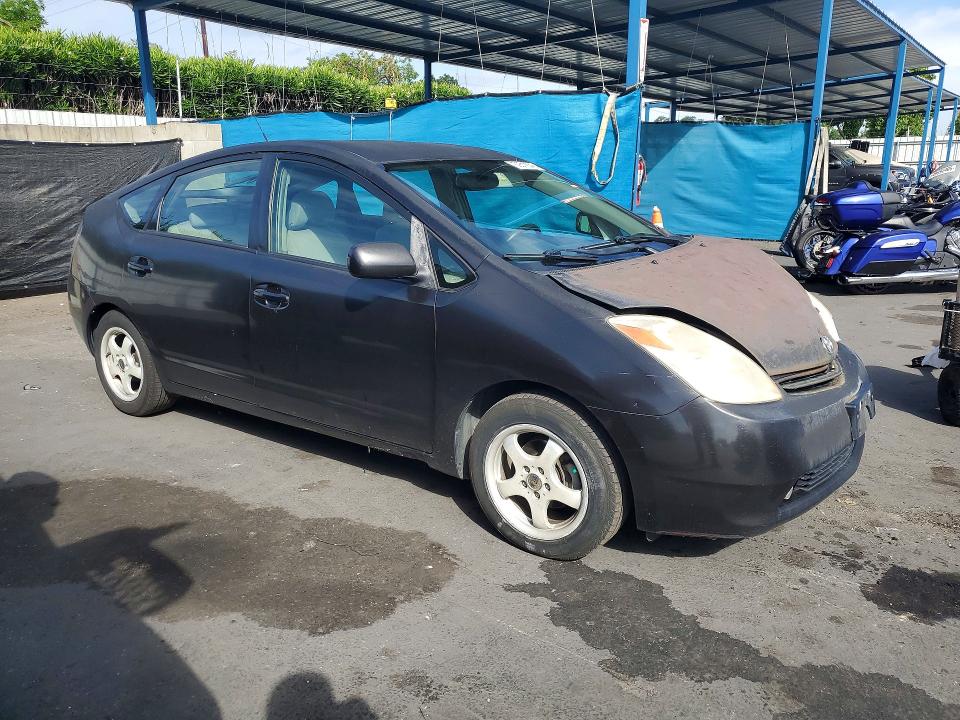 2004 Toyota Prius VIN JTDKB20U440056515 COPART salvage auction — BURN, Ca - Non-Repairable Vehicle Cert, sold $525 on 2026-07-16 (photo 4)
