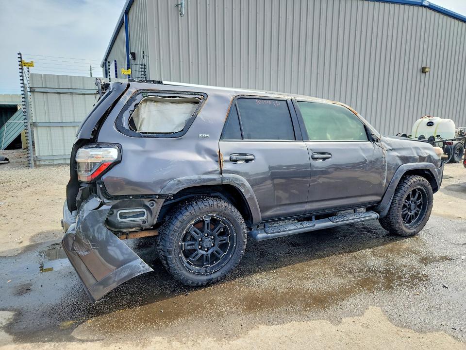 2016 Toyota 4runner VIN JTEBU5JRXG5389908 COPART salvage auction — ROLLOVER, Sc - Non-Reb & Rem Salvage Title, sold $4,000 on 2026-07-06 (photo 3)