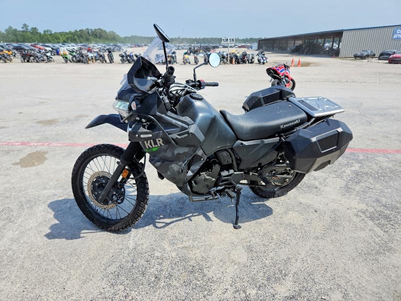2022 Kawasaki Kl650 VIN ML5KLEL16NDA10451 COPART salvage auction — ALL OVER, Tx - Salvage Vehicle Title, sold $2,500 on 2026-07-02 (photo 3)