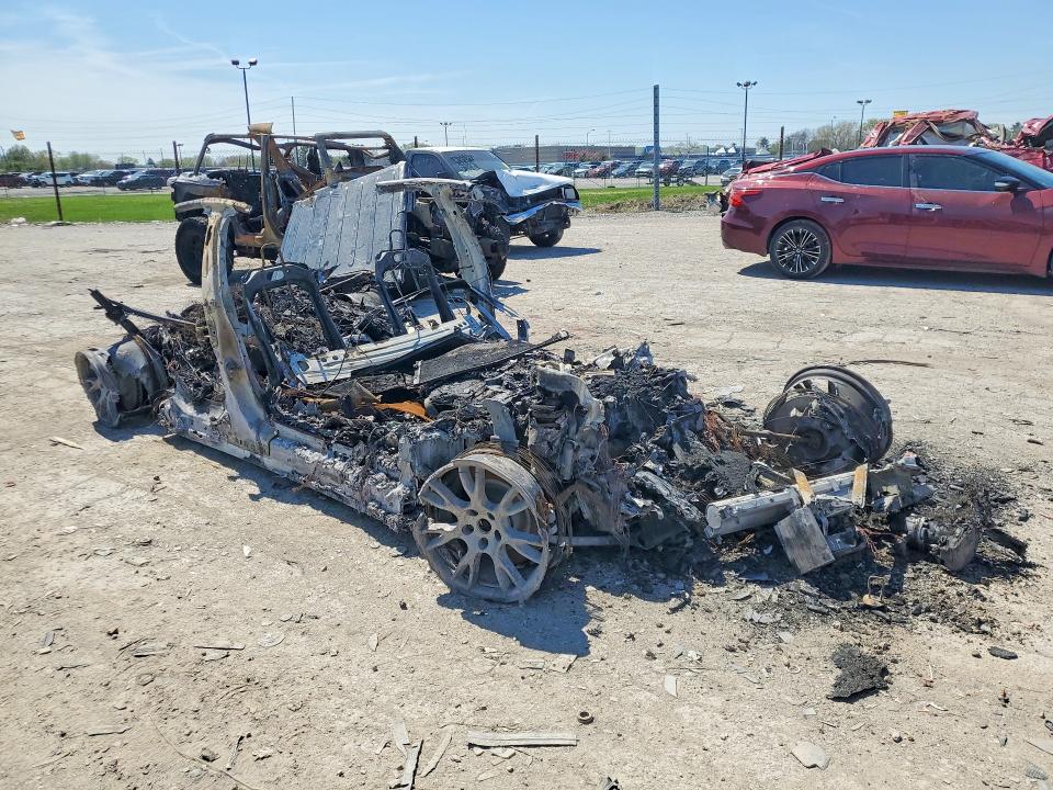 2023 Tesla Model S VIN 5YJSA1E69PF525045 COPART salvage auction — Burn, IN - BILL OF SALE - PARTS ONLY, sold $125 on 2026-07-02 (photo 4)