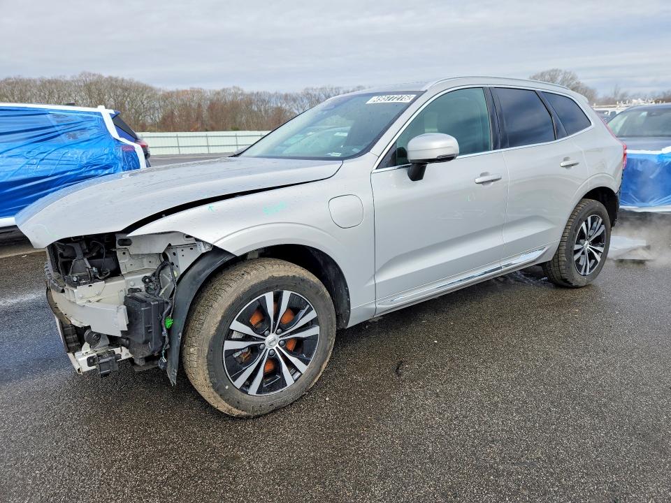 2023 Volvo VIN YV4H60DKXP1333384 COPART salvage auction — FRONT END, Ma - Certificate Of Title, sold $11,000 on 2026-07-09 (photo 1)