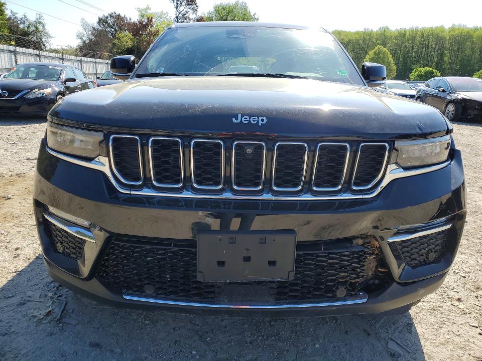 2024 Jeep Cherokee VIN 1C4RJYB64RC133702 COPART salvage auction — REAR END, VA - CERT OF TITLE - SALVAGE, sold $13,700 on 2026-07-28 (photo 5)