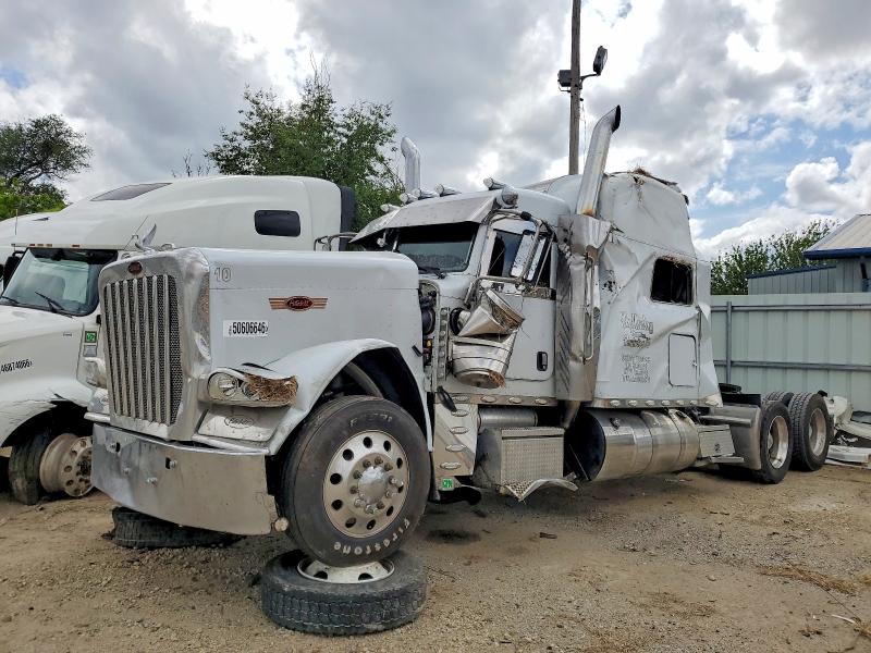 2022 Peterbilt 389 VIN 1XPXD49X7ND803476 COPART salvage auction — ROLLOVER, MS - CERT OF TITLE-SALVAGED, sold $14,900 on 2026-07-16 (photo 2)