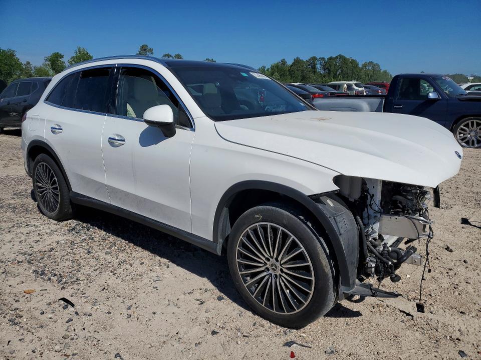 2025 Mercedes-benz VIN W1NKM4GB3SF303343 COPART salvage auction — FRONT END, Tx - Salvage Vehicle Title, sold $12,800 on 2026-07-10 (photo 4)
