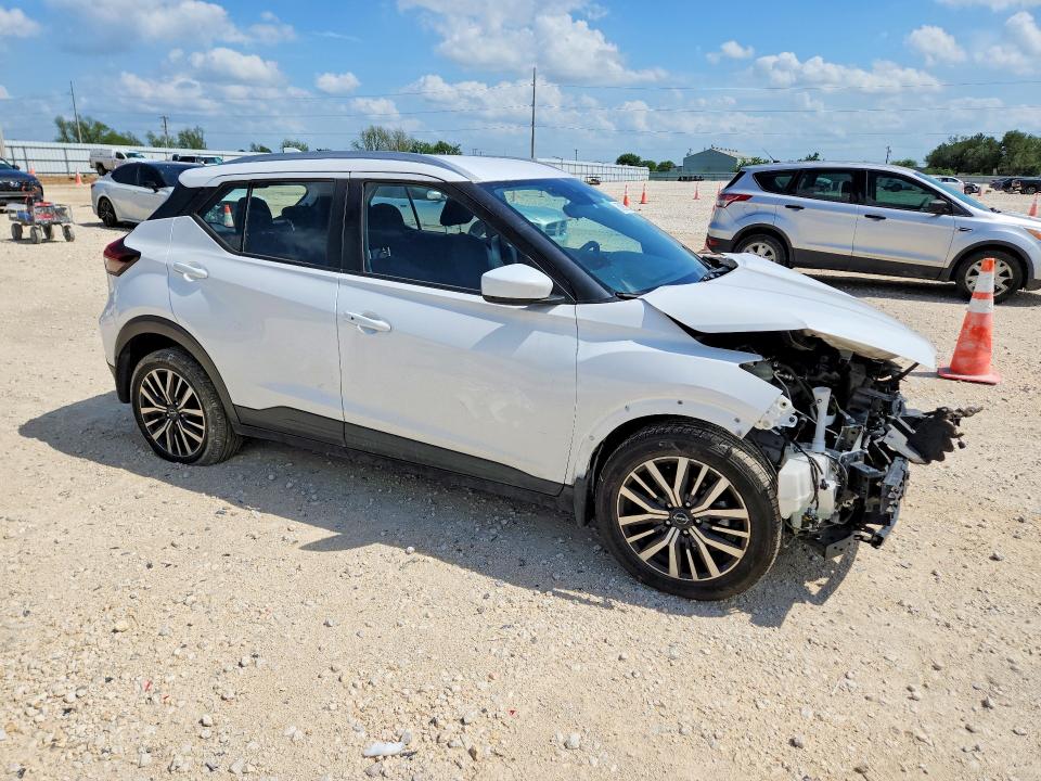 2023 Nissan Kicks VIN 3N1CP5CV2PL508564 COPART salvage auction — FRONT END, Salvage Title, sold $1,050 on 2026-07-09 (photo 4)