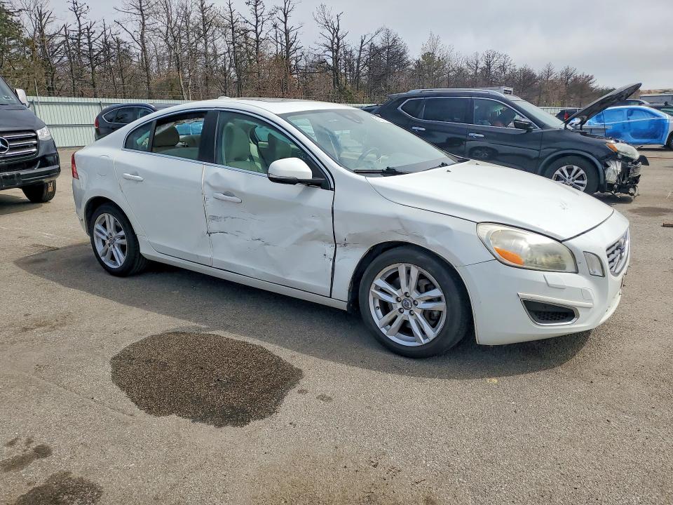 2013 Volvo S60 VIN YV1612FS3D2232110 COPART salvage auction — SIDE, Ny - Mv-907A Salvage Certificate, sold $450 on 2026-07-15 (photo 4)