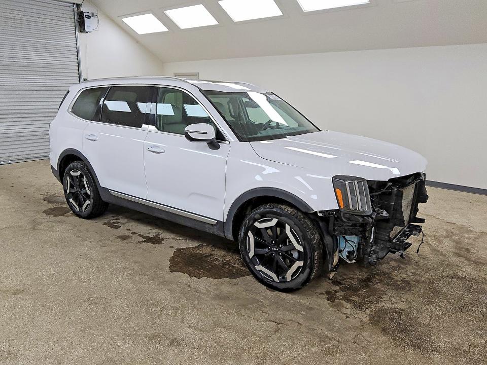 2024 Kia Telluride VIN 5XYP3DGC8RG447499 COPART salvage auction — FRONT END, Co - Public - Salvage Title, sold $7,100 on 2026-07-30 (photo 4)