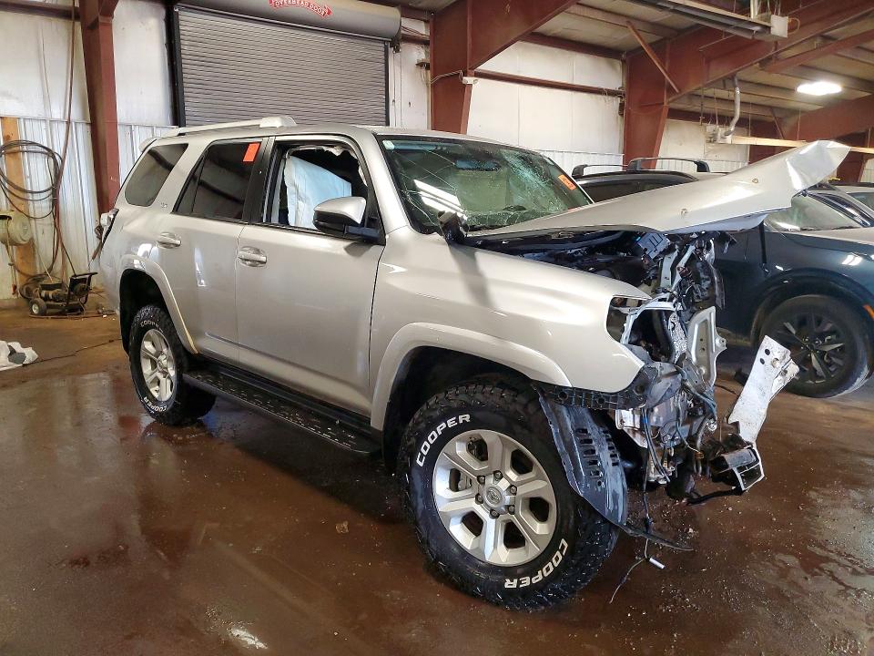 2014 Toyota 4runner VIN JTEBU5JR1E5195720 COPART salvage auction — FRONT END, Mi - Certificate Of Title, sold $3,050 on 2026-07-24 (photo 4)