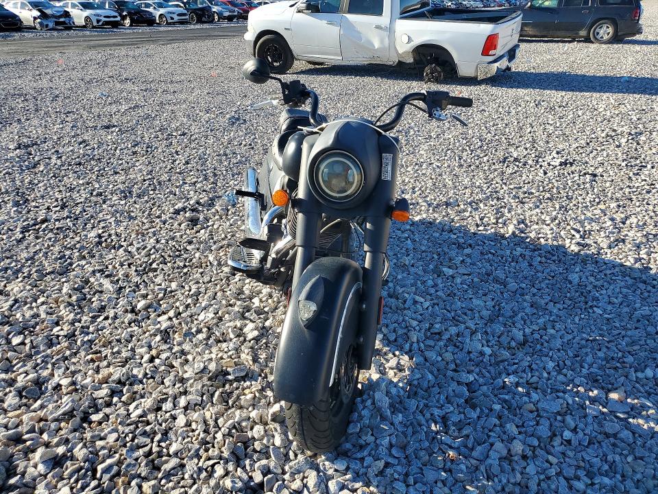 2016 Indian motorcycle co. Chief VIN 56KCCDAA0G3334762 COPART salvage auction — REAR END, NV - SALVAGE TITLE, sold $3,000 on 2026-07-02 (photo 2)