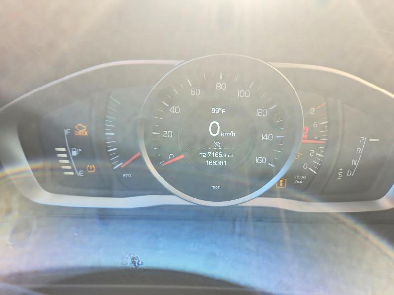 2017 Volvo S60 VIN YV140MTL7H2429127 COPART salvage auction — FRONT END, Ga - Cert Of Title-Salvage, sold $650 on 2026-07-11 (photo 9)