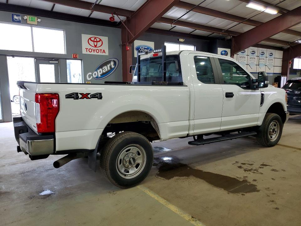 2017 Ford F-350 super duty VIN 1FT7X3B67HEC71889 COPART salvage auction — MINOR DENT/SCRATCHES, Ma - Certificate Of Title, sold $10,000 on 2026-07-27 (photo 3)