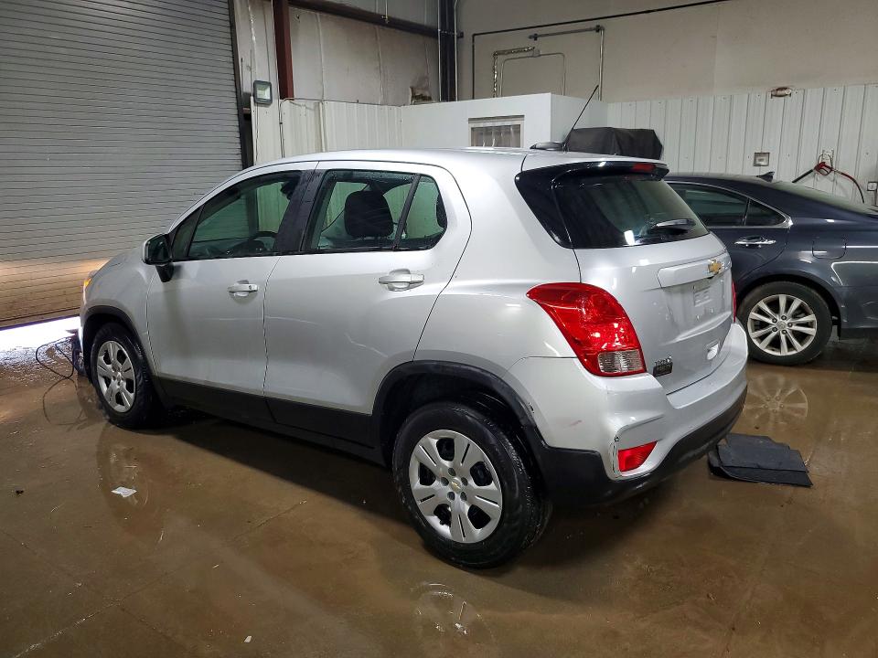 2018 Chevrolet Trax VIN KL7CJKSB7JB602644 COPART salvage auction — SIDE, Il - Salvage Certificate, sold $1,100 on 2026-07-09 (photo 2)