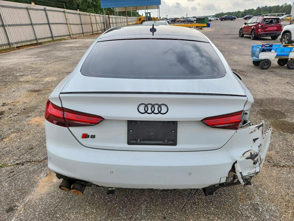 2022 Audi Rs5 VIN WAUC4CF59NA014774 COPART salvage auction — SIDE, Id - Salvage Certificate Of Title, sold $8,100 on 2026-07-20 (photo 6)