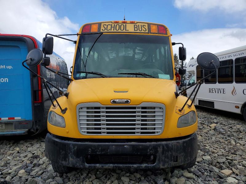 2011 Thomas Saf-t-line VIN 4UZABRDT9BCAU4974 COPART salvage auction — NORMAL WEAR, CT, sold $2,000 on 2026-09-21 (photo 9)