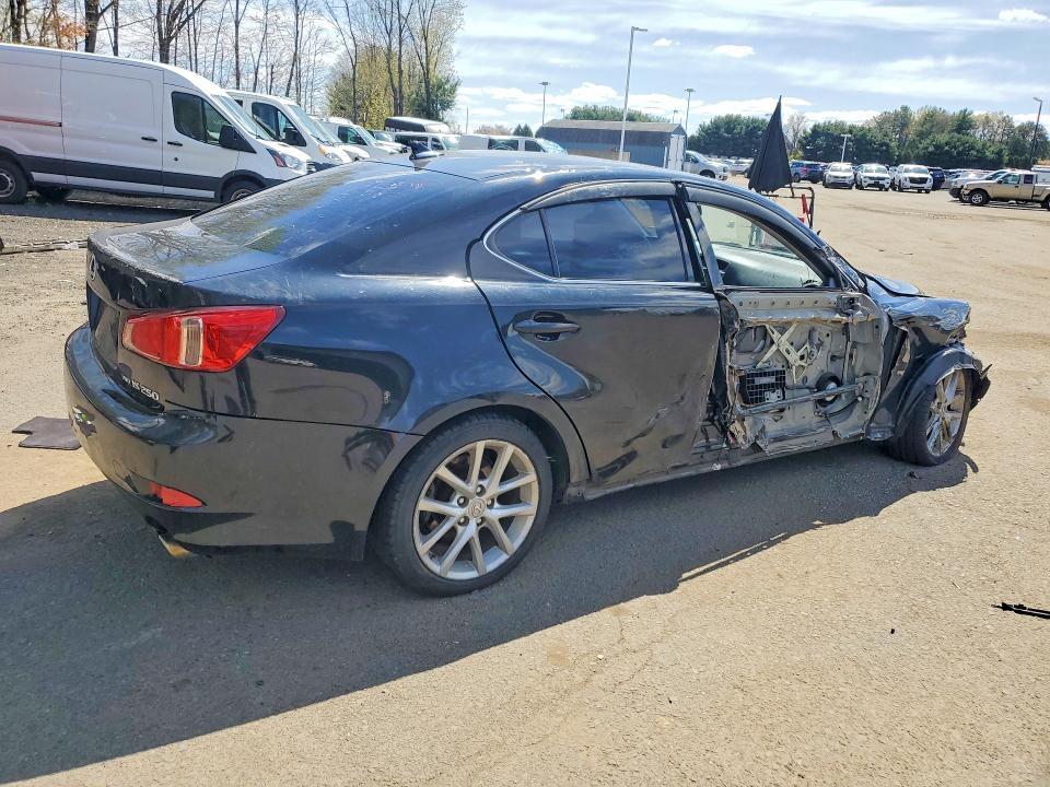 2012 Lexus VIN JTHCF5C25C5056883 COPART salvage auction — FRONT END, Salvage Title, sold $525 on 2026-07-09 (photo 3)