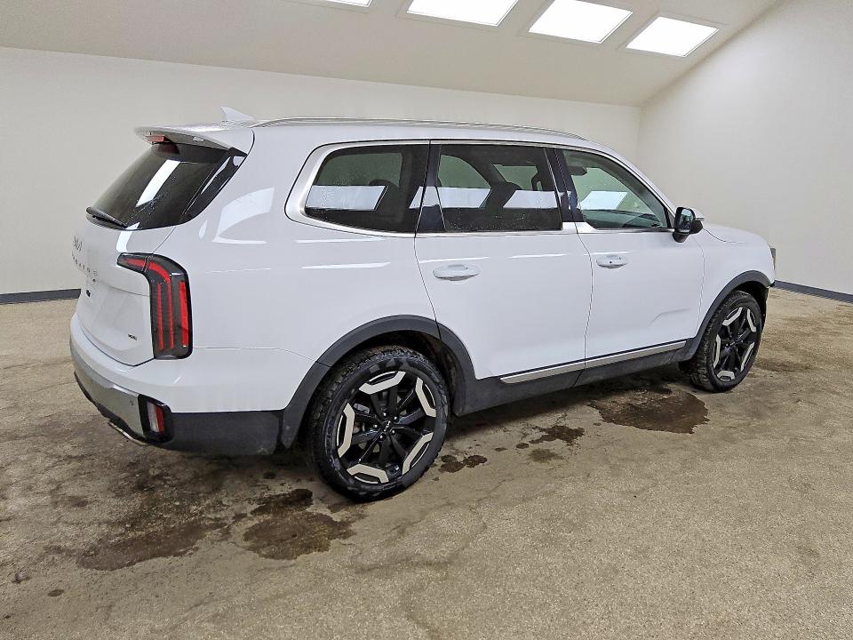 2024 Kia Telluride VIN 5XYP3DGC8RG447499 COPART salvage auction — FRONT END, Co - Public - Salvage Title, sold $7,100 on 2026-07-30 (photo 3)