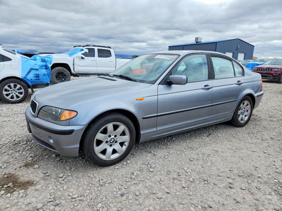 2004 BMW 3 series VIN WBAAZ33474KP84811 COPART salvage auction — MINOR DENT/SCRATCHES, Tx - Salvage Vehicle Title, sold $325 on 2026-07-31 (photo 1)
