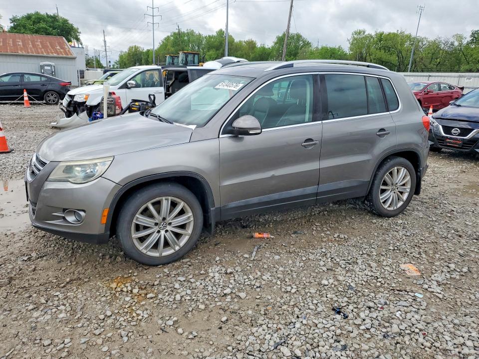2010 Volkswagen Tiguan VIN WVGBV7AX9AW532050 COPART salvage auction — WATER/FLOOD, OH - CERT OF TITLE-SALVAGE FLOOD, sold $525 on 2026-08-11 (photo 1)