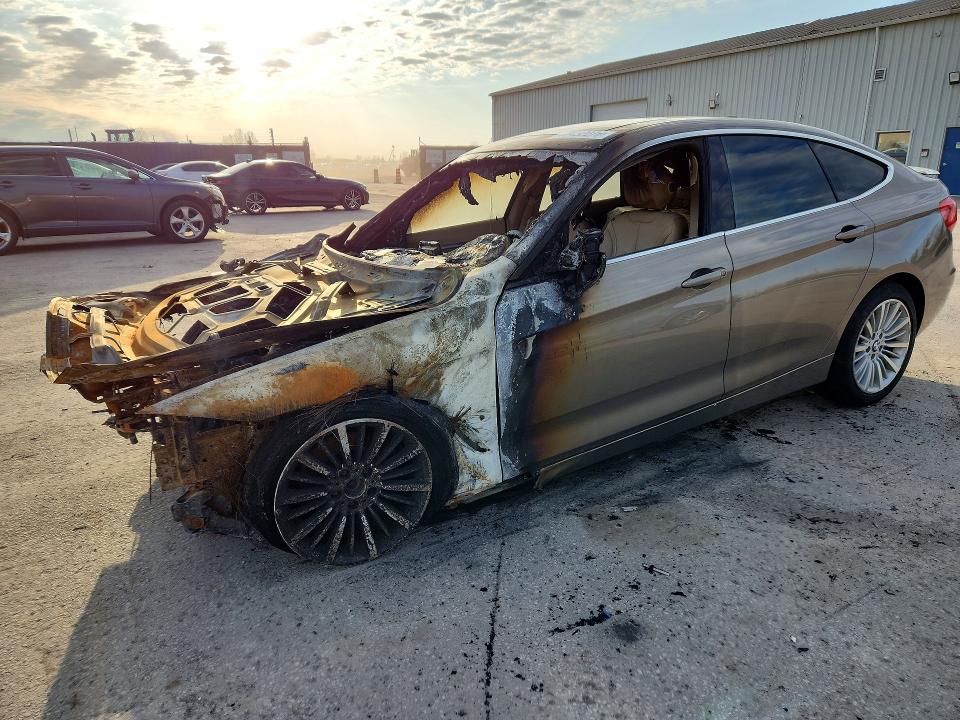 2015 BMW VIN WBA3X5C59FD562300 COPART salvage auction — Burn Engine, ON - PERMIT IRREPAIRABLE, sold $350 on 2026-07-28 (photo 1)
