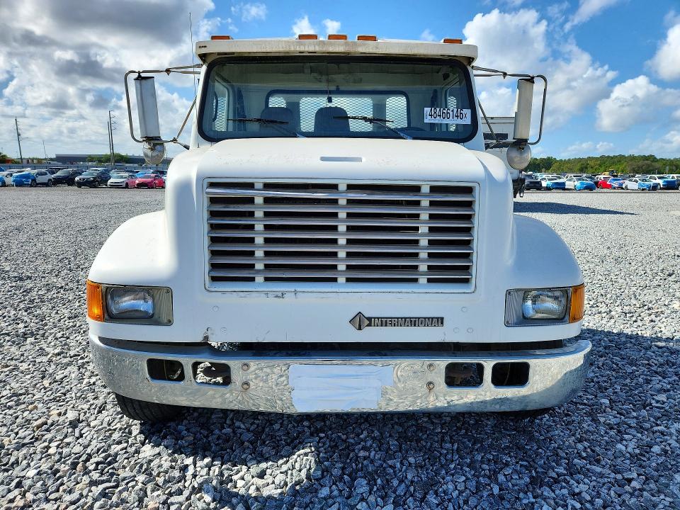 2000 International 4000 series VIN 1HTSCAAM7YH260161 COPART salvage auction — NORMAL WEAR, Fl - Certificate Of Title, sold $1,800 on 2026-07-06 (photo 5)