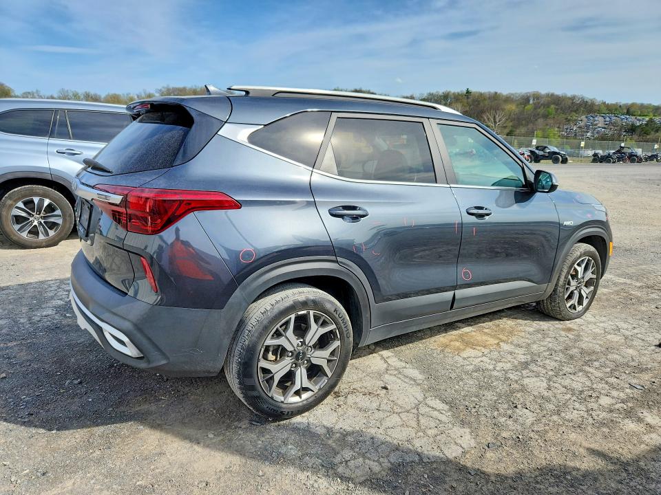 2022 Kia Seltos VIN KNDERCAA6N7289467 COPART salvage auction — REAR END, Va - Cert Of Title - Salvage, sold $6,100 on 2026-07-17 (photo 3)
