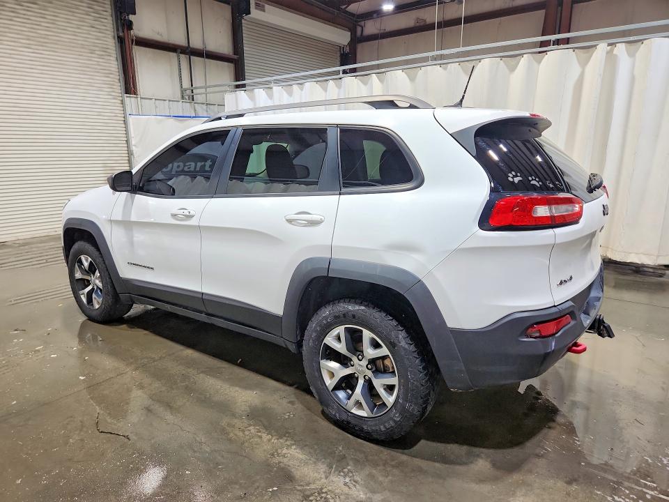 2014 Jeep Cherokee VIN 1C4PJMBS1EW284695 COPART salvage auction — MINOR DENT/SCRATCHES, Ks - Certificate Of Title, sold $675 on 2026-07-03 (photo 2)