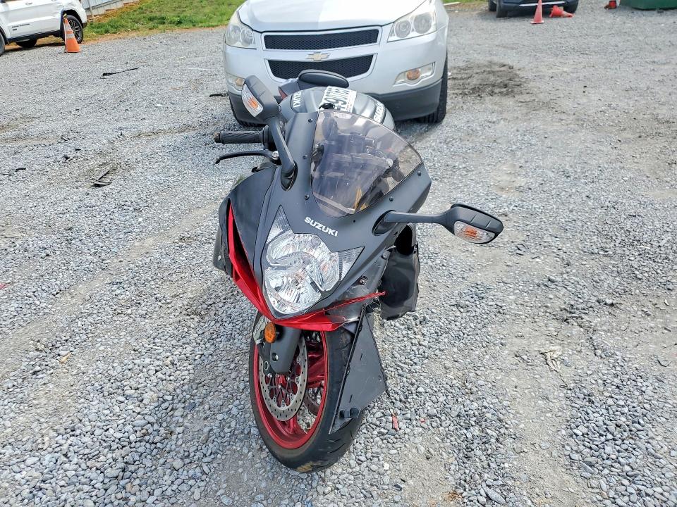 2026 Suzuki Gsx-r VIN JS1GR7MAXT7100063 COPART salvage auction — FRONT END, Nc - Salvage Certificate Of Title, sold $625 on 2026-07-30 (photo 2)