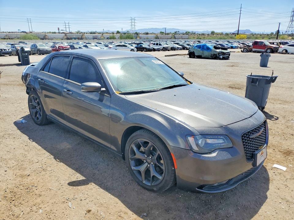2022 Chrysler 300 VIN 2C3CCABG5NH236400 COPART salvage auction — REAR END, Id - Salvage Certificate Of Title, sold $7,400 on 2026-07-10 (photo 4)