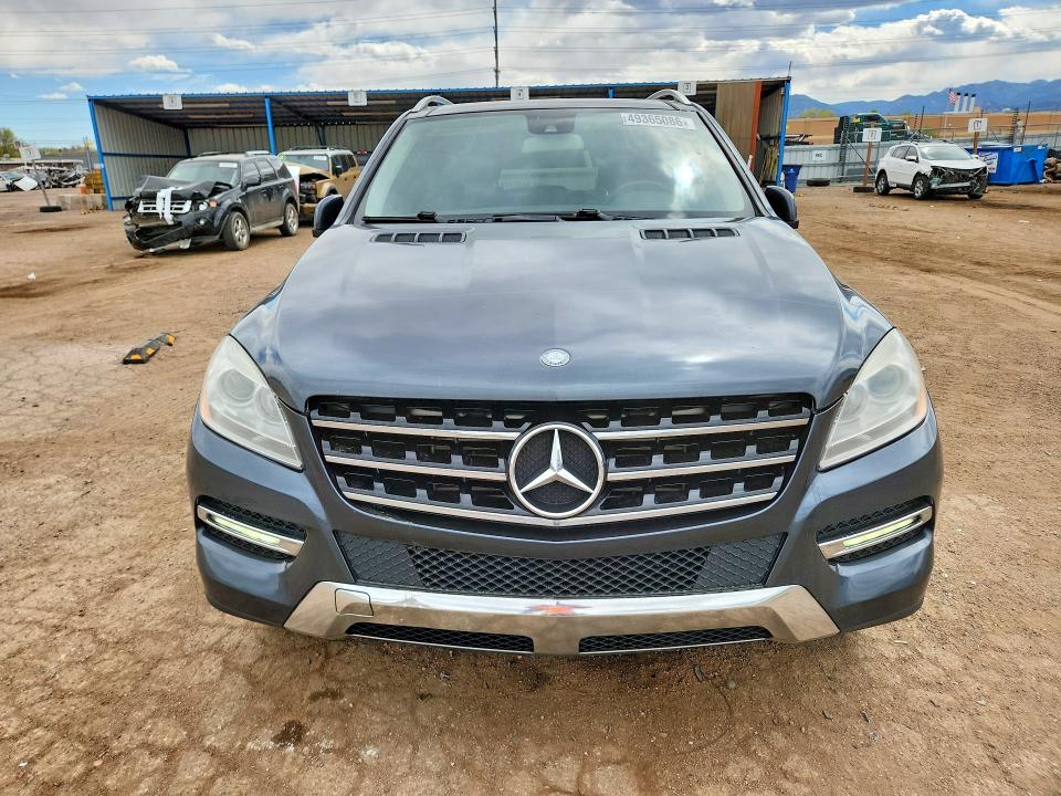 2012 Mercedes-benz Ml-class VIN 4JGDA2EB8CA017322 COPART salvage auction — MINOR DENT/SCRATCHES, NM - CERTIFICATE OF TITLE, sold $300 on 2026-07-29 (photo 5)