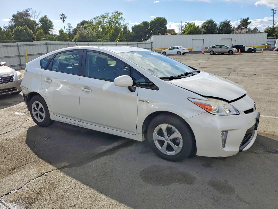 2015 Toyota Prius VIN JTDKN3DU7F0416063 COPART salvage auction — REAR END, CA - SALVAGE CERTIFICATE, sold $1,550 on 2026-07-24 (photo 4)