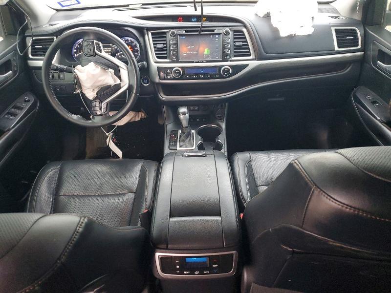 2017 Toyota Highlander VIN 5TDDZRFH1HS417743 COPART salvage auction — FRONT END, Tx - Salvage Vehicle Title, sold $70 on 2026-07-09 (photo 8)