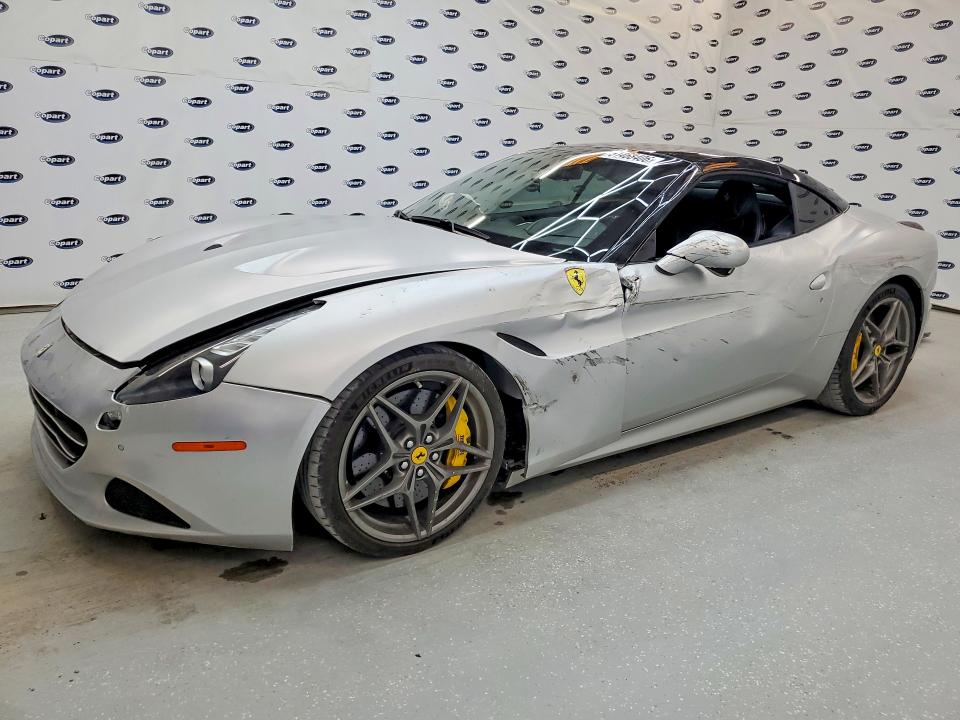 2017 Ferrari California VIN ZFF77XJA2H0226113 — COPART salvage auction photo