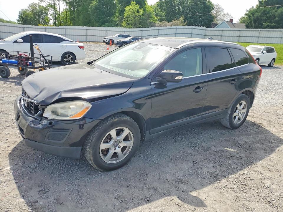 2012 Volvo VIN YV4940DL8C2323928 COPART salvage auction — FRONT END, Nc - Salvage Certificate Of Title, sold $2,000 on 2026-07-08 (photo 1)