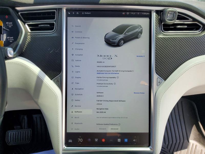 2017 Tesla Model x VIN 5YJXCBE25HF038137 COPART salvage auction — MINOR DENT/SCRATCHES, CA - SALVAGE CERTIFICATE, sold $15,500 on 2026-07-13 (photo 9)