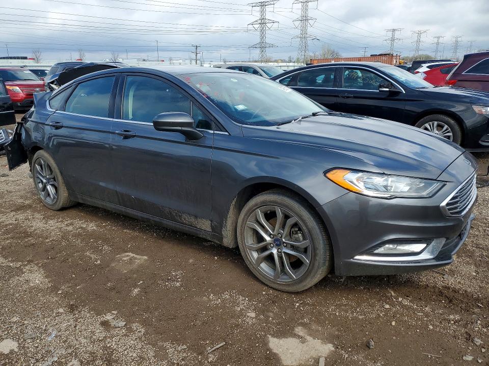 2017 Ford Fusion VIN 3FA6P0G77HR347139 COPART salvage auction — REAR END, Il - Salvage Certificate, sold $825 on 2026-07-02 (photo 4)