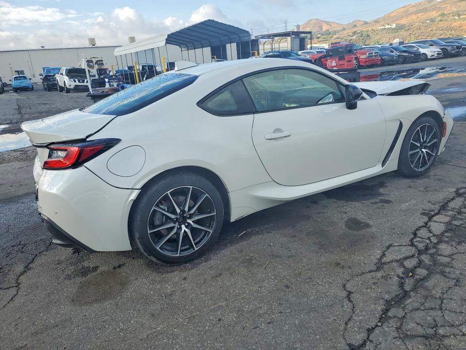 2024 Toyota Gr 86 VIN JF1ZNBB10R8753316 COPART salvage auction — FRONT END, Salvage Title, sold $4,000 on 2026-07-13 (photo 3)