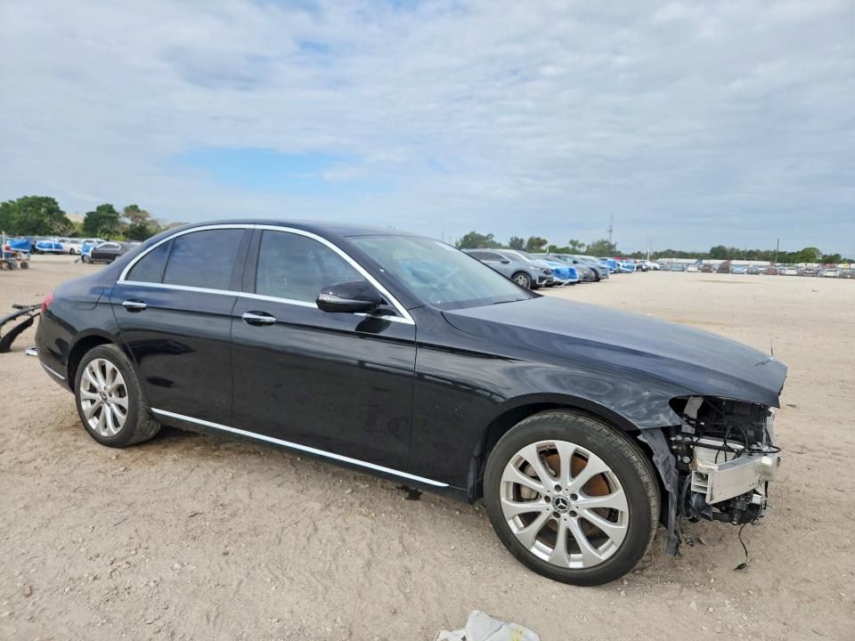 2018 Mercedes-benz E-class VIN WDDZF4JB7JA372272 COPART salvage auction — FRONT END, Fl - Cert Of Title Slvg Rebuildable, sold $4,550 on 2026-07-07 (photo 4)