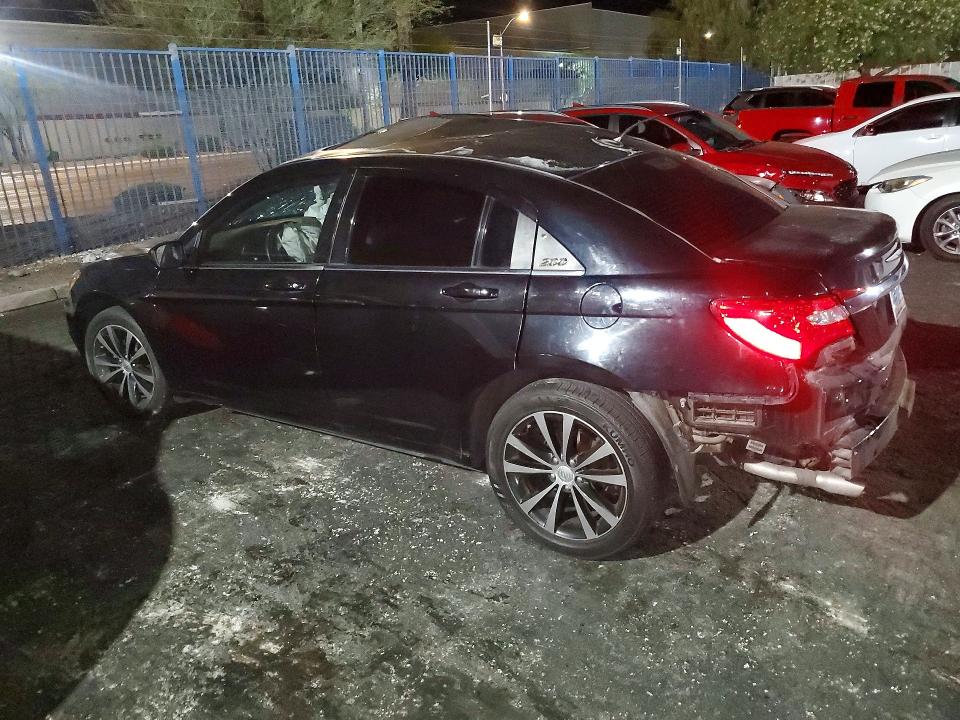 2012 Chrysler 200 VIN 1C3CCBBG1CN297687 COPART salvage auction — SIDE, Nv - Salvage Title, sold $125 on 2026-07-02 (photo 2)