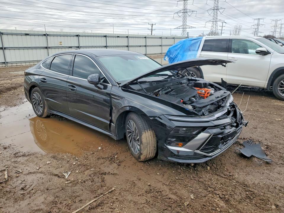 2025 Hyundai Sonata VIN KMHL34JJ0SA111398 COPART salvage auction — FRONT END, Il - Salvage Certificate, sold $6,900 on 2026-07-28 (photo 4)
