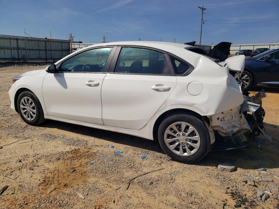 2024 Kia Forte VIN 3KPF24AD0RE768739 COPART salvage auction — REAR END, Va - Cert Of Title - Salvage, sold $2,850 on 2026-07-24 (photo 2)