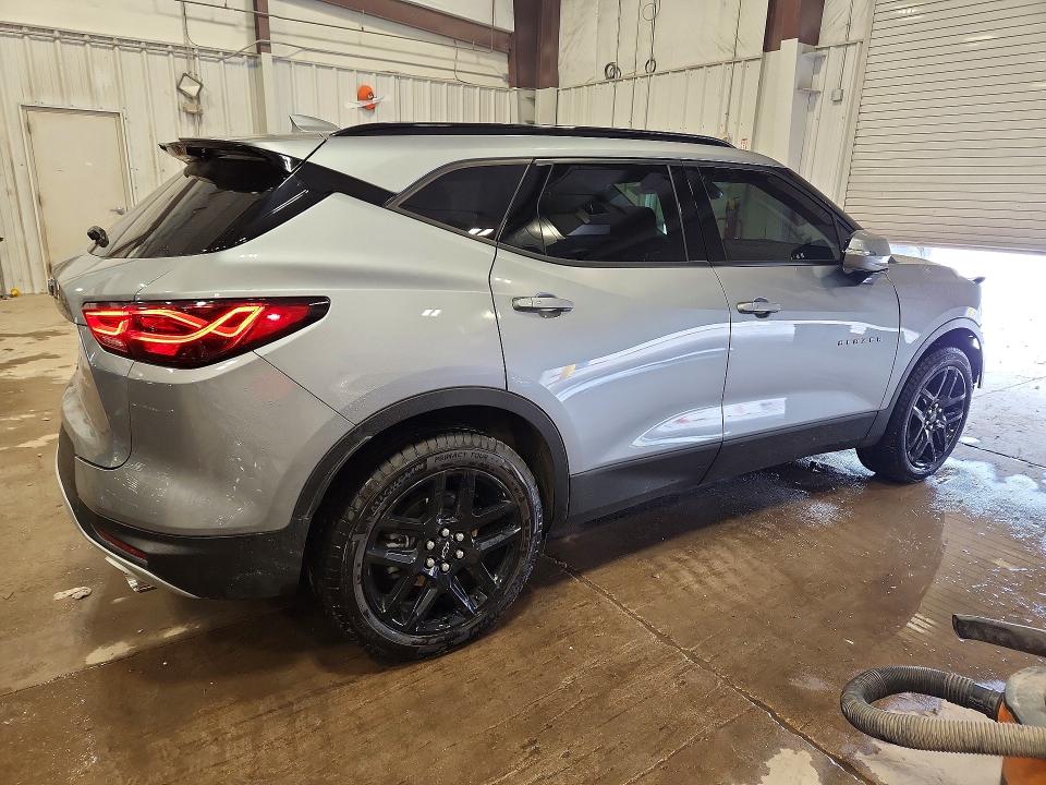 2024 Chevrolet Blazer VIN 3GNKBJR47RS177348 COPART salvage auction — FRONT END, WI, sold $10,400 on 2026-07-27 (photo 3)